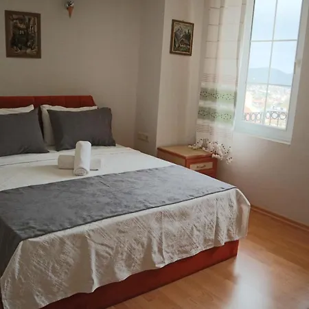 Sun Villas 1-2-3 *